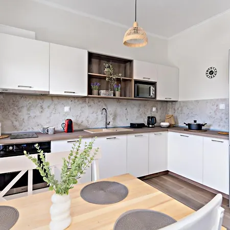 Mary Duke Apartment *